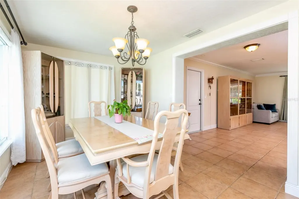 6348 115th Lane Seminole FL 33772