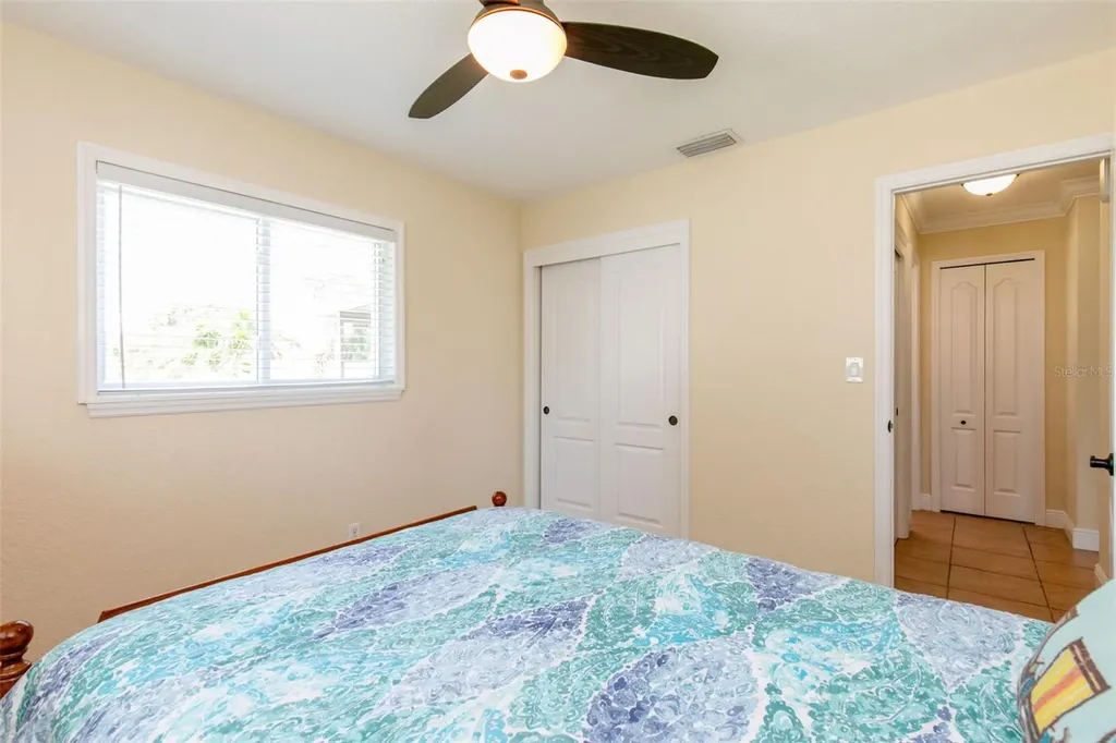 6348 115th Lane Seminole FL 33772