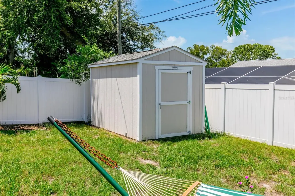 6348 115th Lane Seminole FL 33772