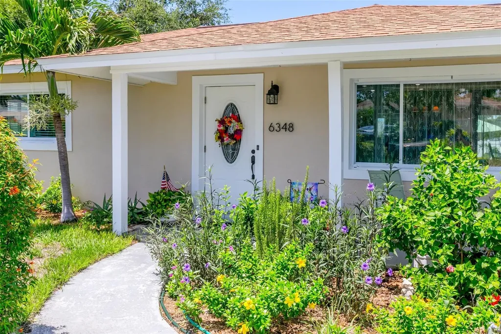 6348 115th Lane Seminole FL 33772