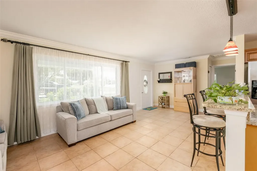 6348 115th Lane Seminole FL 33772