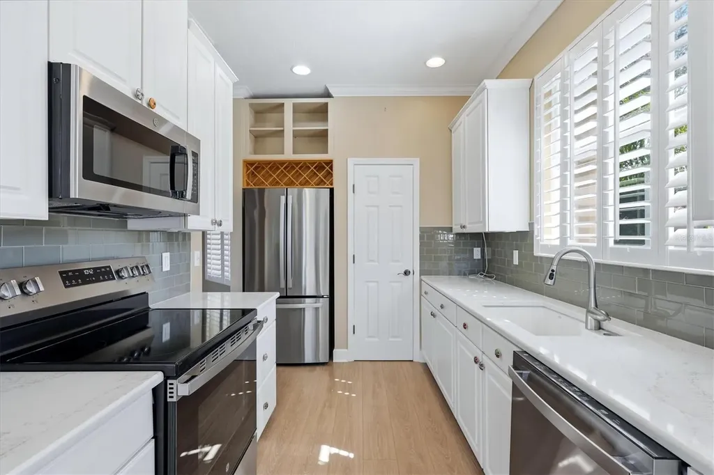 8050 Victoria Falls Circle Sarasota FL 34243