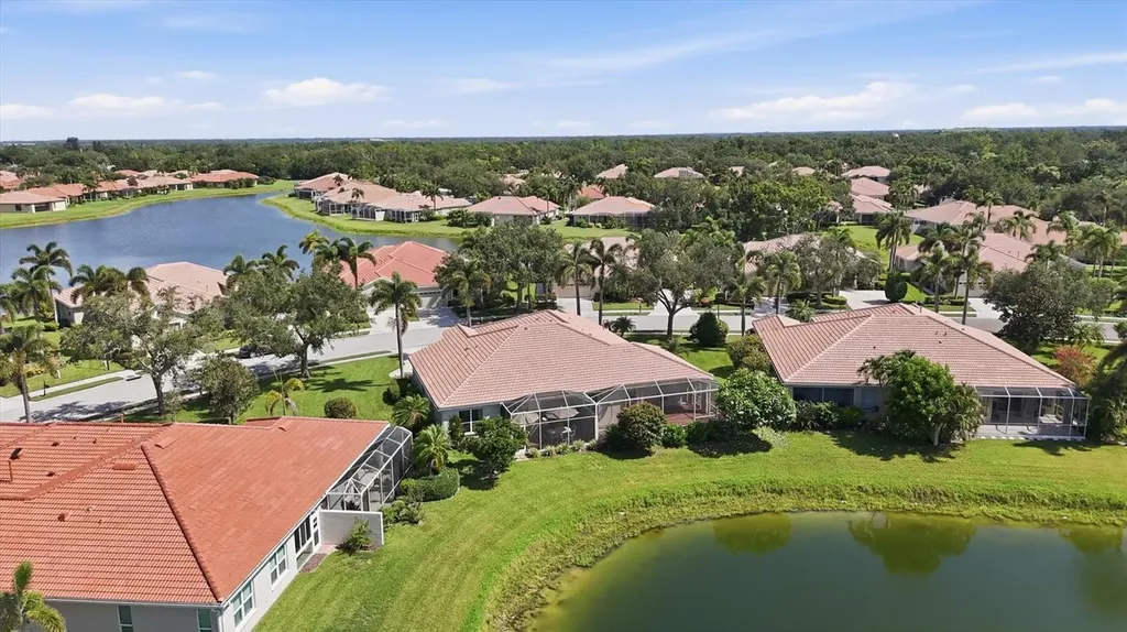 8050 Victoria Falls Circle Sarasota FL 34243