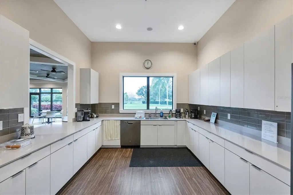 8050 Victoria Falls Circle Sarasota FL 34243
