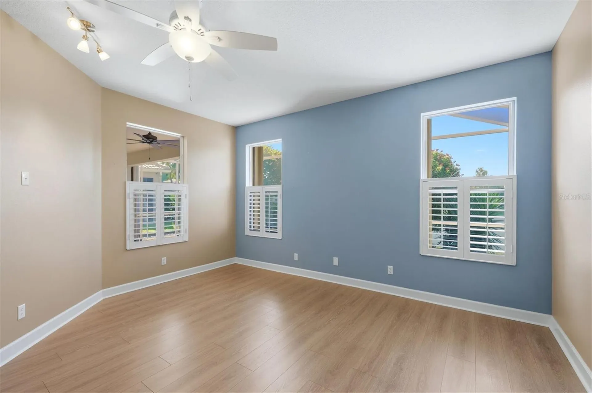 8050 Victoria Falls Circle Sarasota FL 34243