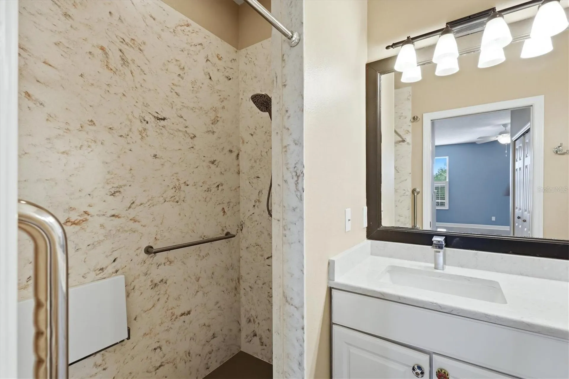 8050 Victoria Falls Circle Sarasota FL 34243