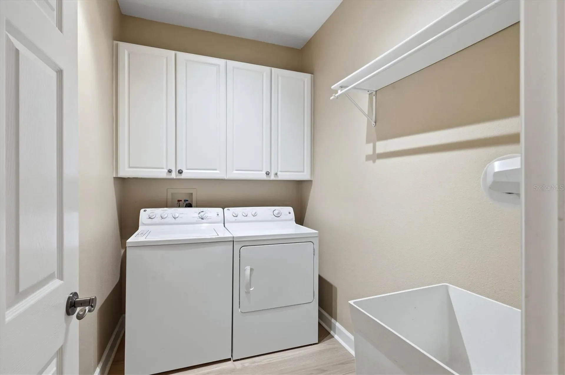 8050 Victoria Falls Circle Sarasota FL 34243