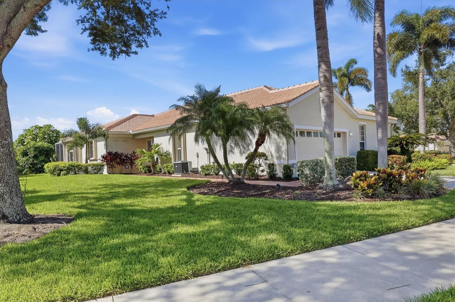 8050 Victoria Falls Circle Sarasota FL 34243