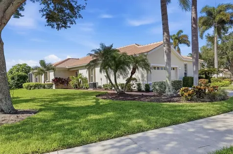 8050 Victoria Falls Circle Sarasota FL 34243