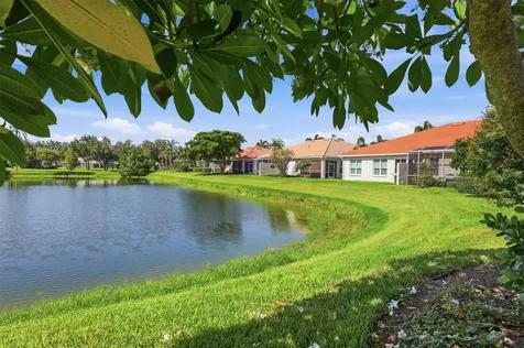 8050 Victoria Falls Circle Sarasota FL 34243