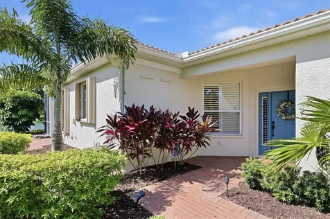 8050 Victoria Falls Circle Sarasota FL 34243