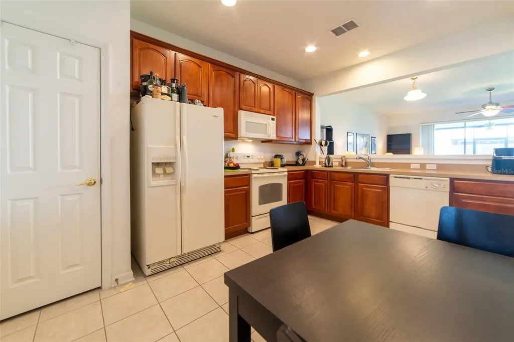 974 Enclair Street Orlando FL 32828