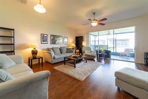 974 Enclair Street Orlando FL 32828