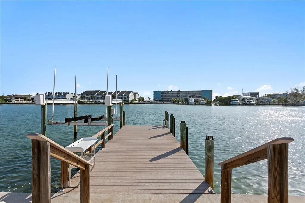 10038 S Yacht Club Drive Treasure Island FL 33706