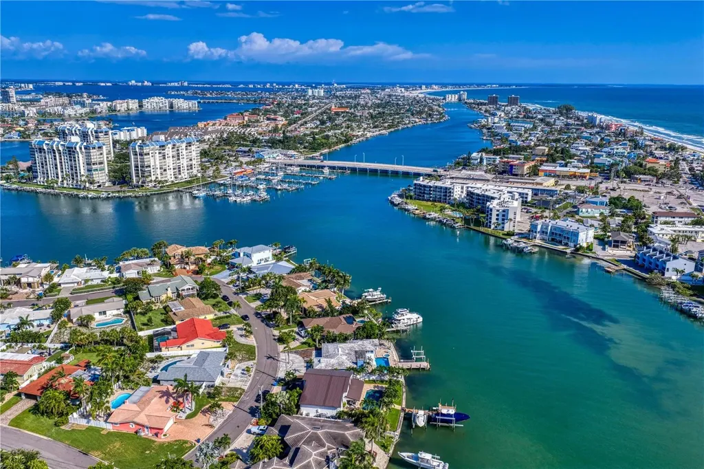 10038 S Yacht Club Drive Treasure Island FL 33706