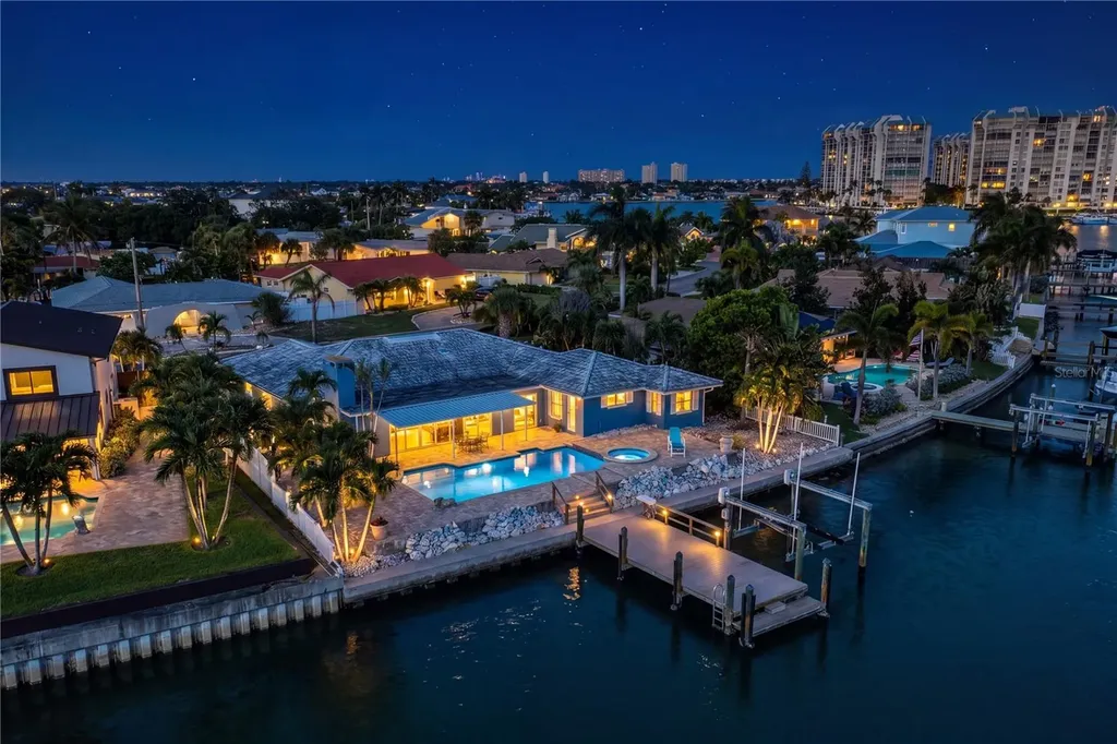 10038 S Yacht Club Drive Treasure Island FL 33706
