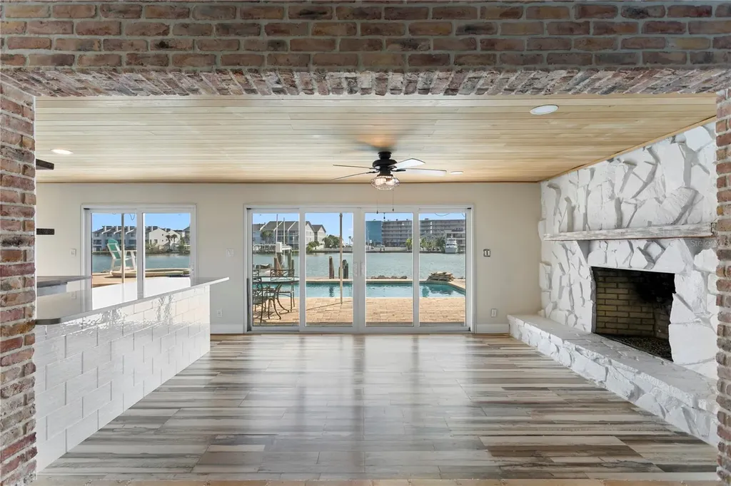 10038 S Yacht Club Drive Treasure Island FL 33706