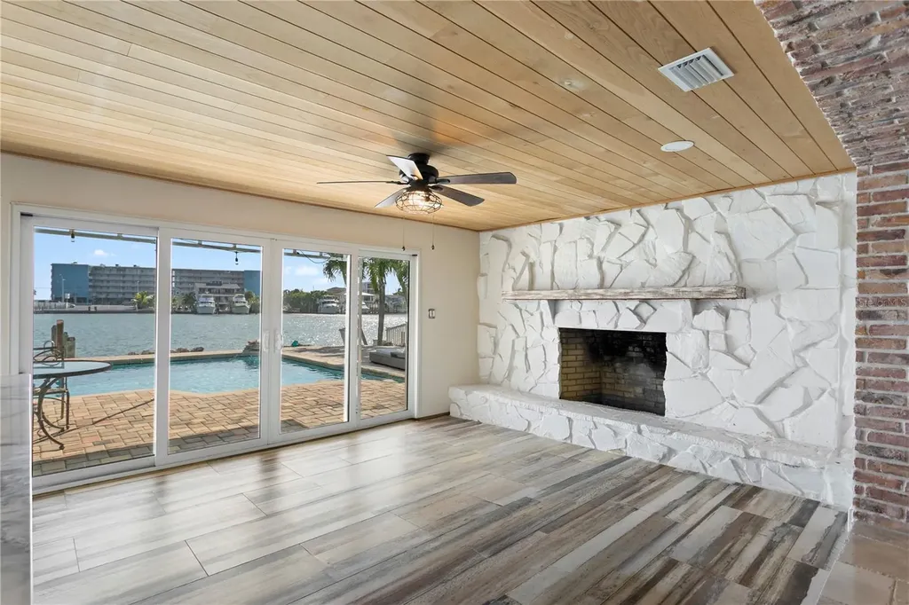 10038 S Yacht Club Drive Treasure Island FL 33706