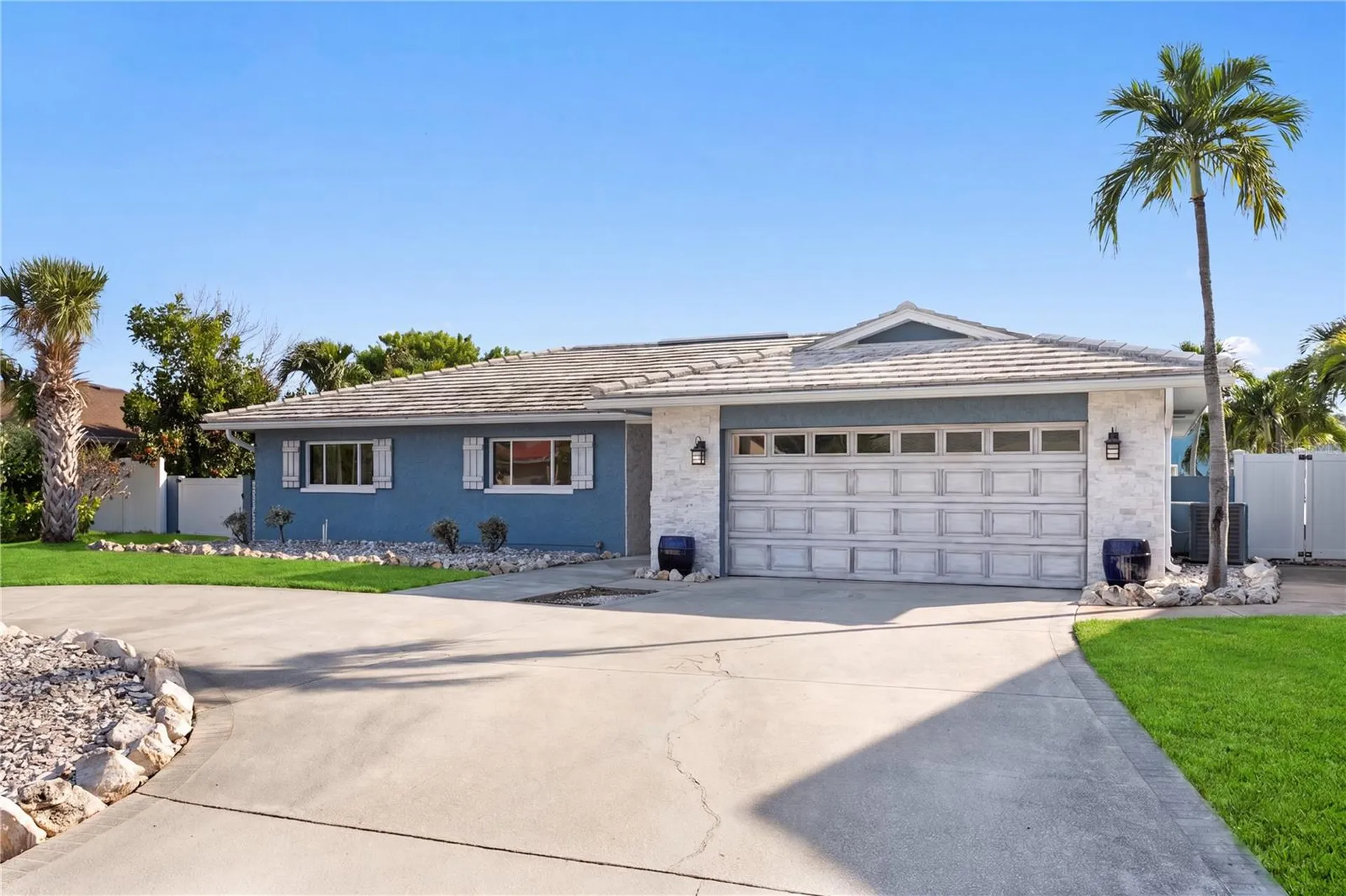 10038 S Yacht Club Drive Treasure Island FL 33706