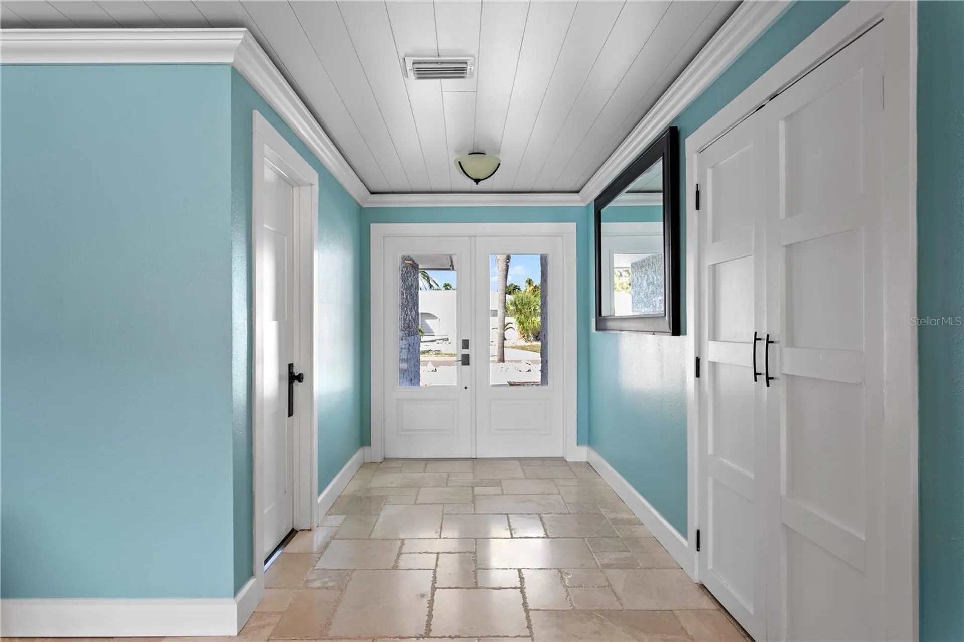 10038 S Yacht Club Drive Treasure Island FL 33706