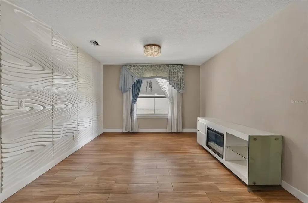 2638 Eagle Canyon Drive N Kissimmee FL 34746