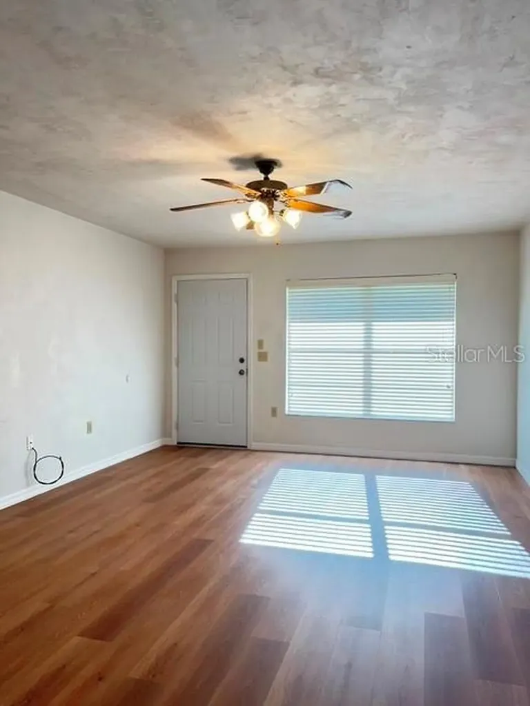1004 New Bedford Drive Deland FL 32724