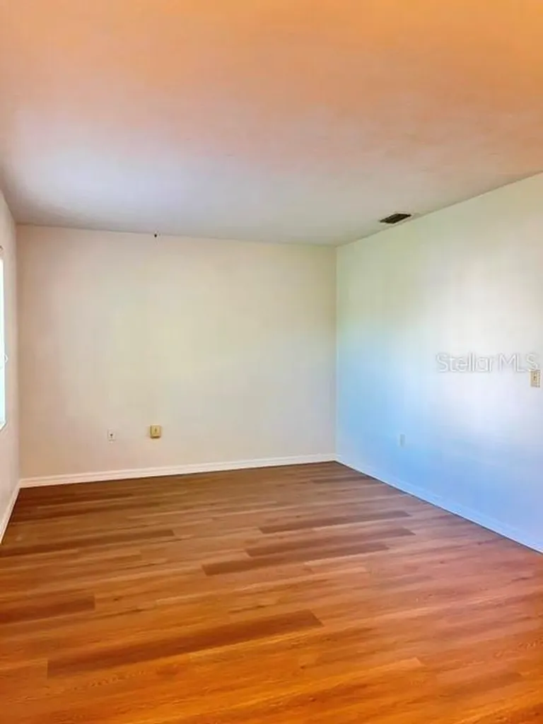 1004 New Bedford Drive Deland FL 32724
