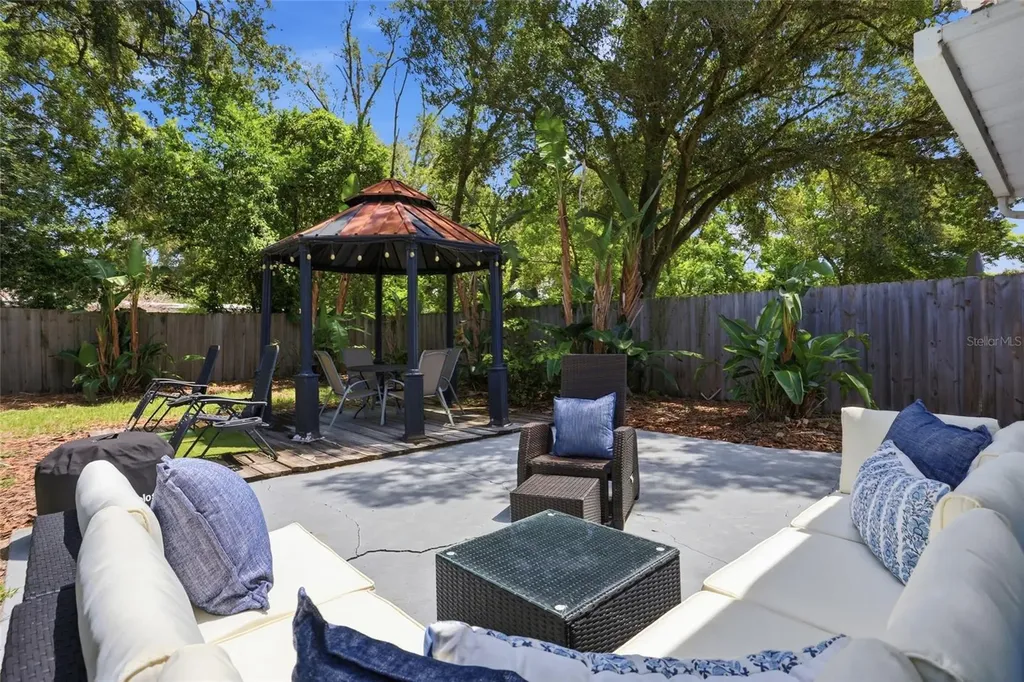 2901 E Pine Street Orlando FL 32803