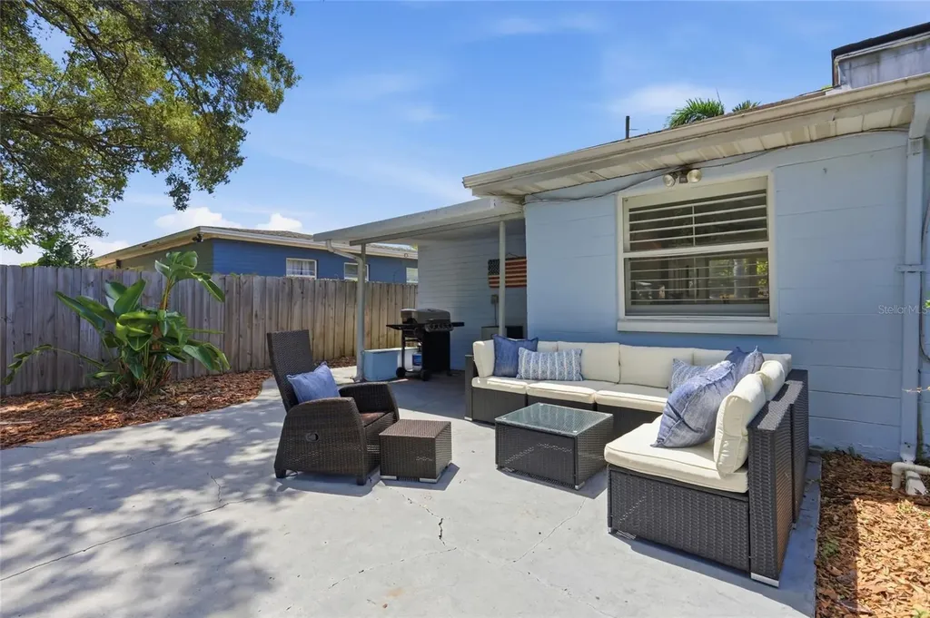 2901 E Pine Street Orlando FL 32803