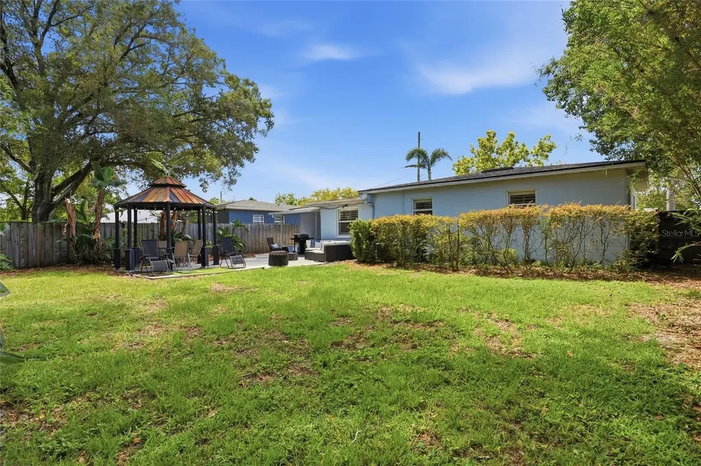 2901 E Pine Street Orlando FL 32803