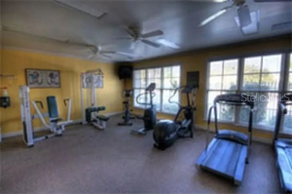 18293 Bridle Club Drive Tampa FL 33647