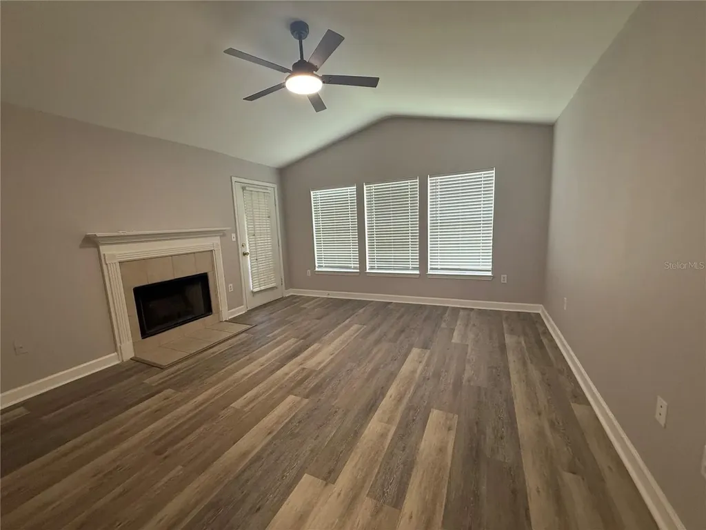 18293 Bridle Club Drive Tampa FL 33647
