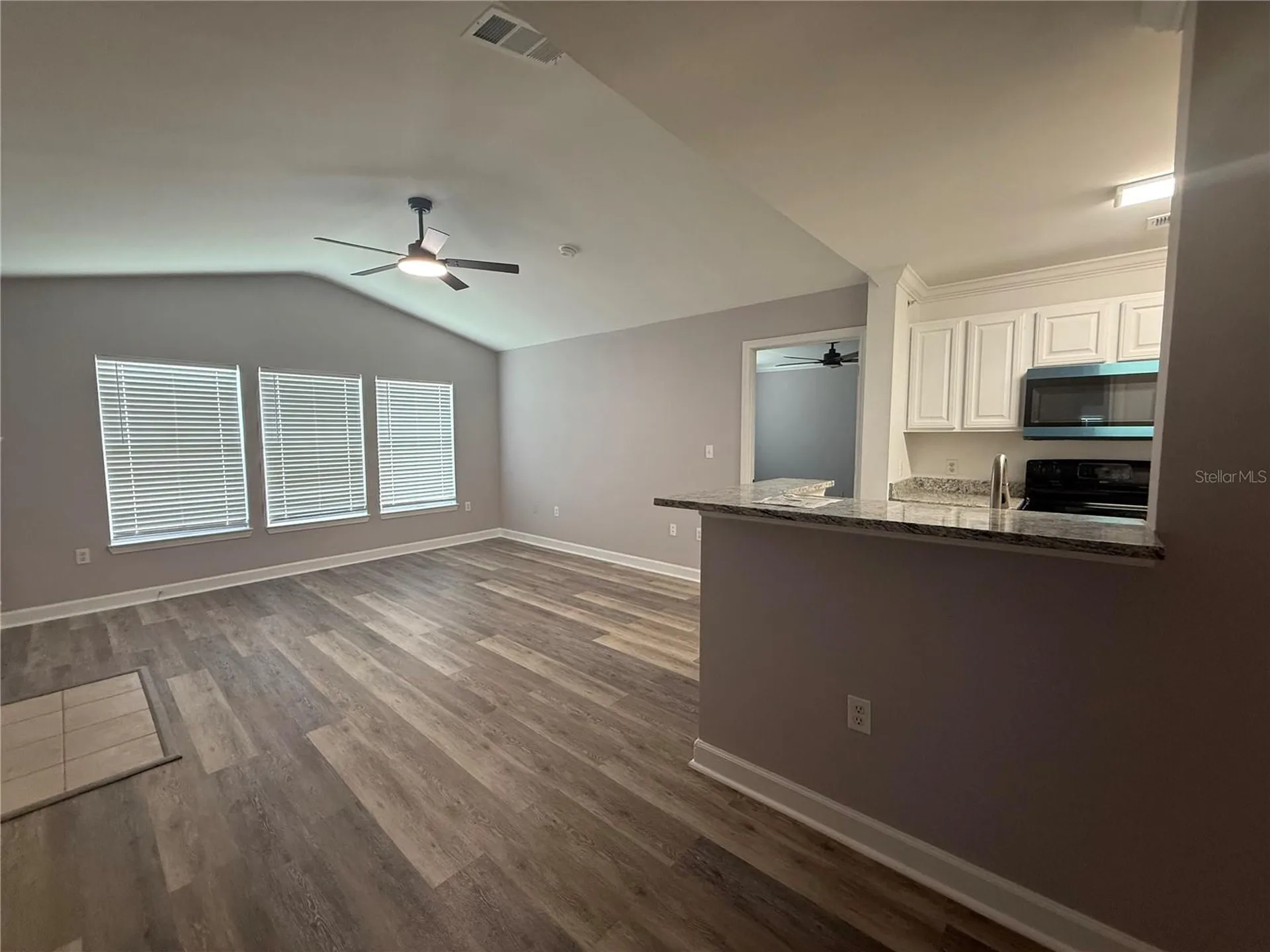 18293 Bridle Club Drive Tampa FL 33647