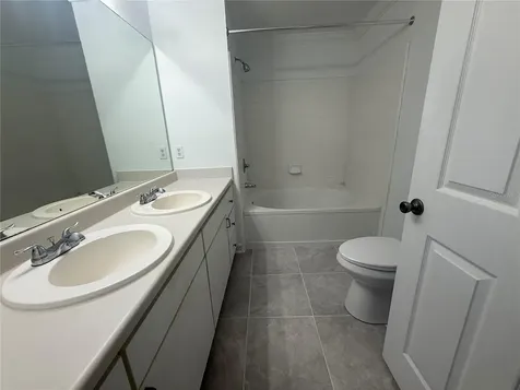 18293 Bridle Club Drive Tampa FL 33647