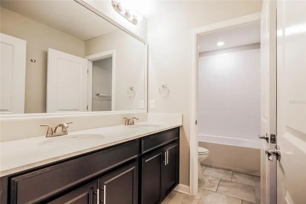 2344 Crescent Moon Street Kissimmee FL 34746