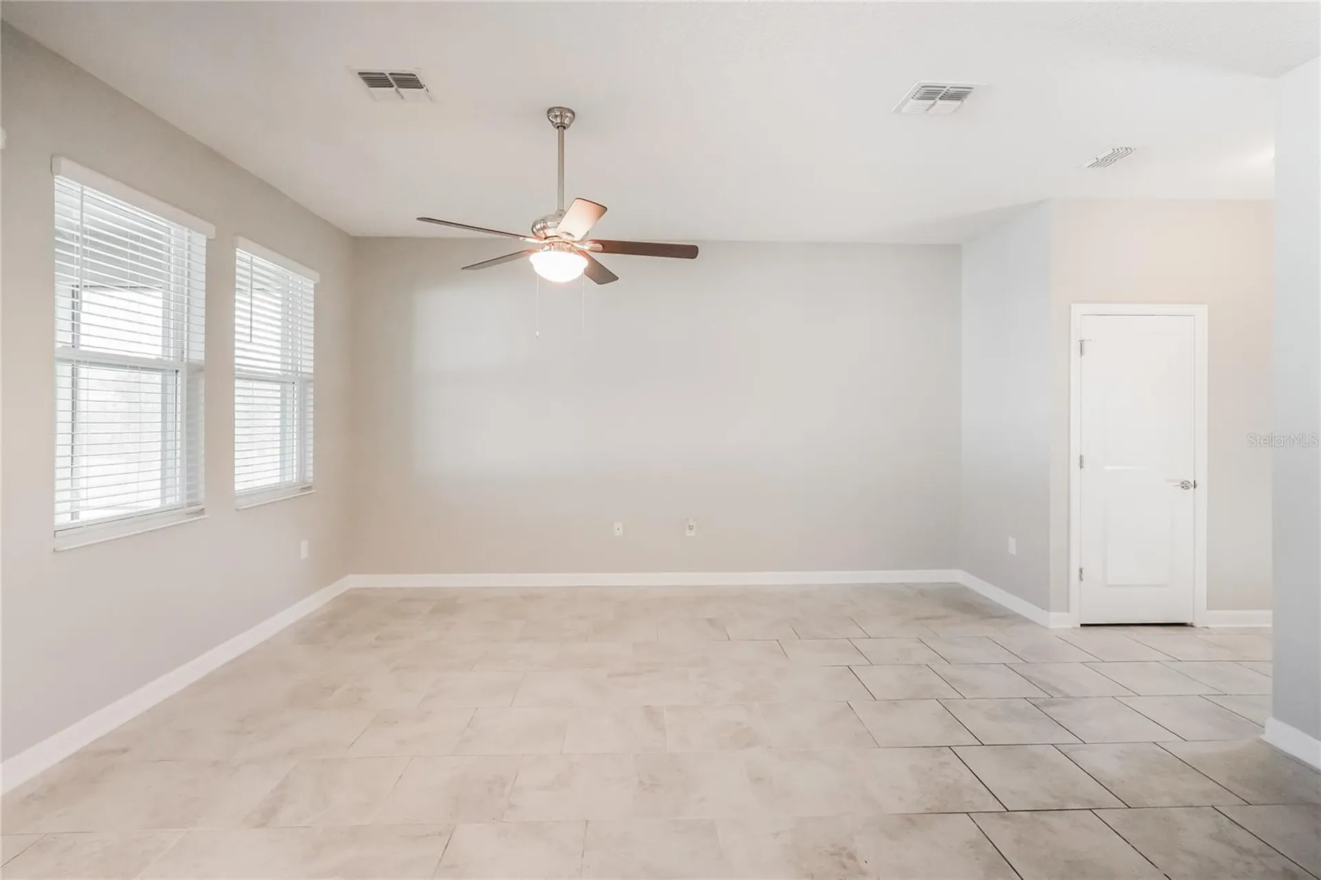 2344 Crescent Moon Street Kissimmee FL 34746