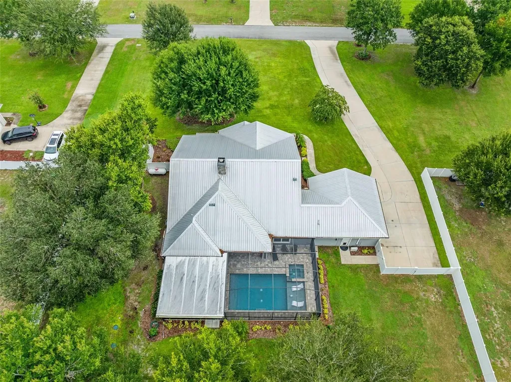 14805 Sydney Heights Court Dover FL 33527