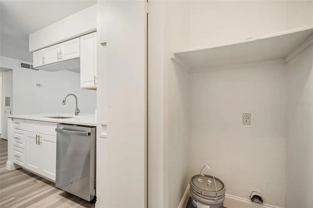 5530 Chrishire Way Orlando FL 32822