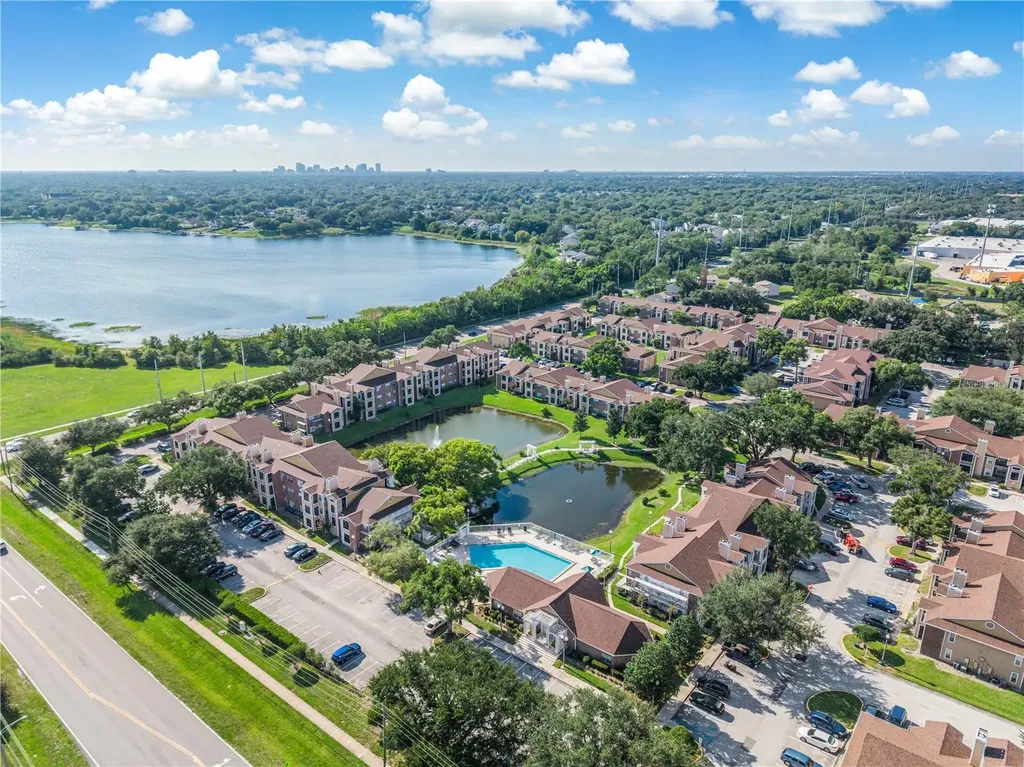 5530 Chrishire Way Orlando FL 32822