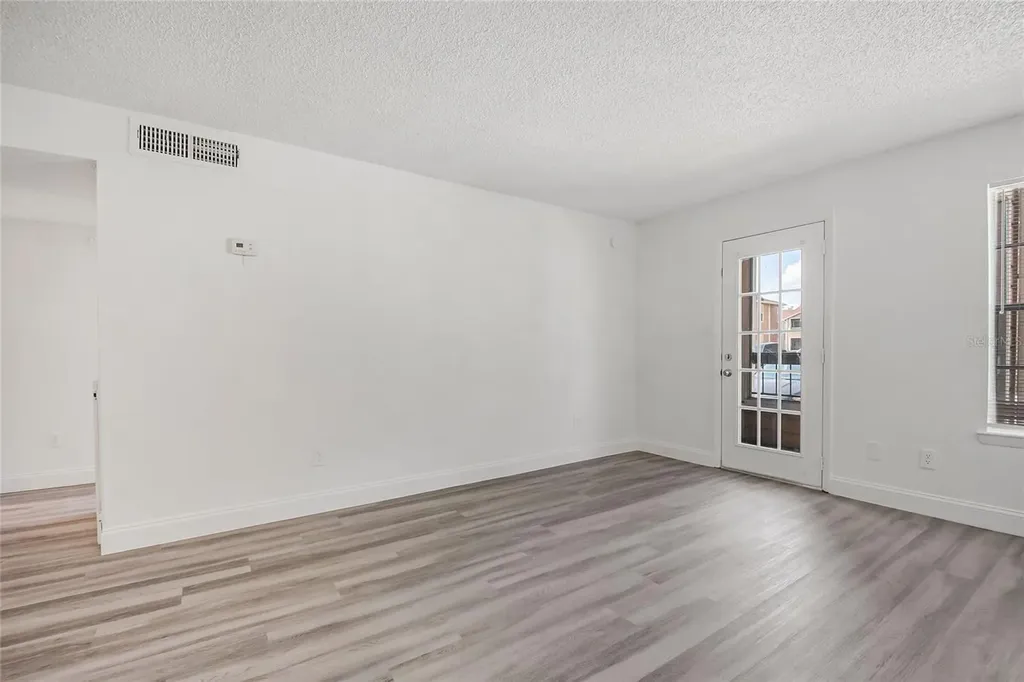 5530 Chrishire Way Orlando FL 32822