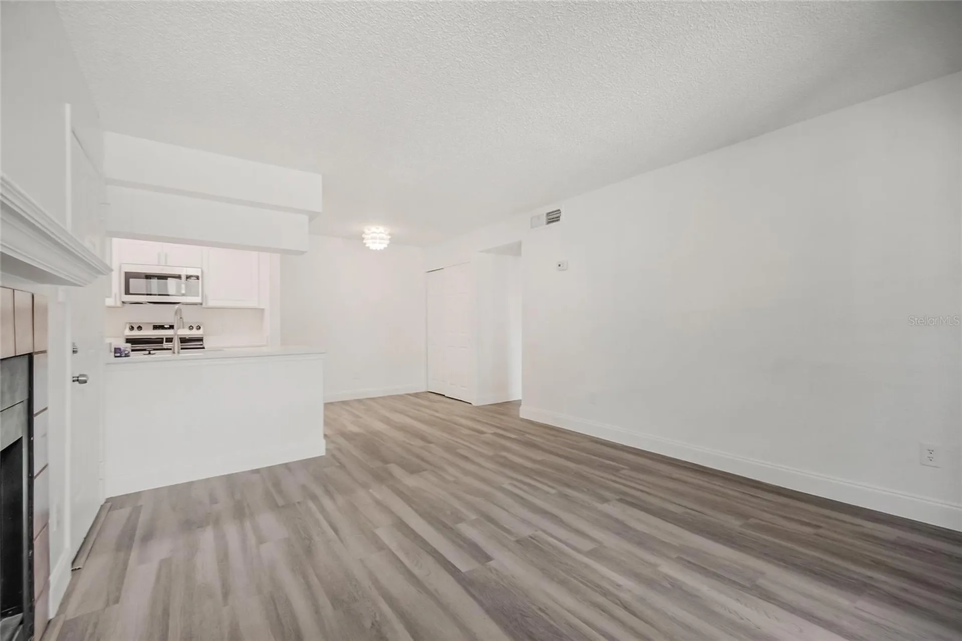 5530 Chrishire Way Orlando FL 32822