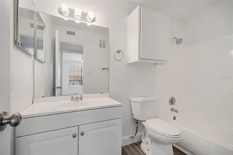 5530 Chrishire Way Orlando FL 32822