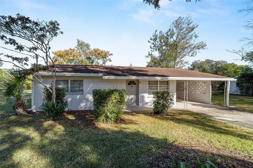 21529 SW Honeysuckle Street Dunnellon FL 34431