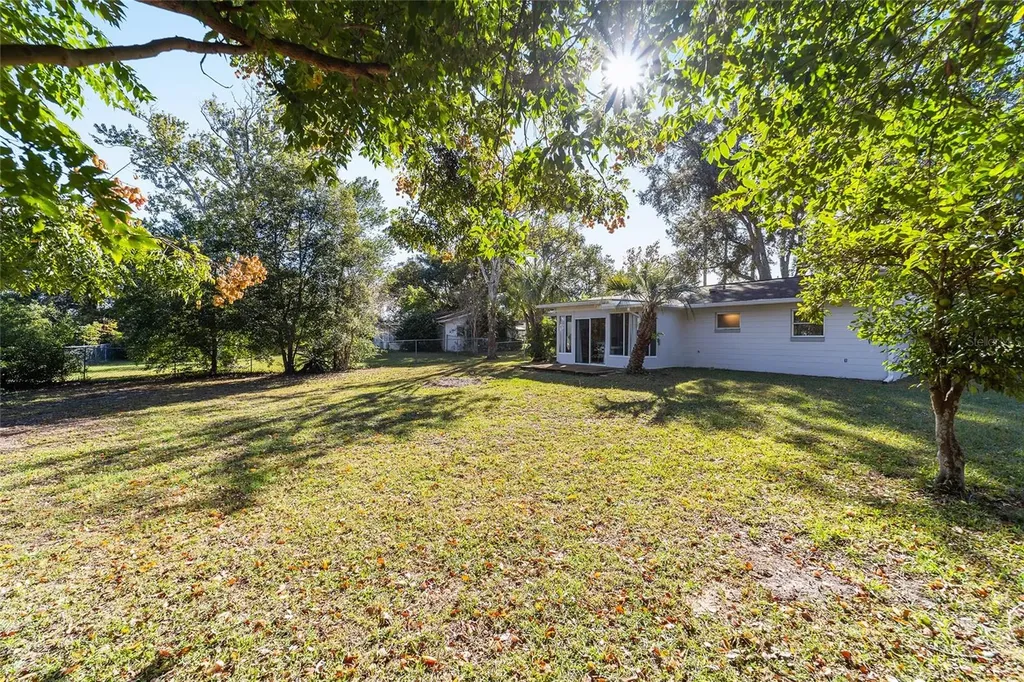 21529 SW Honeysuckle Street Dunnellon FL 34431