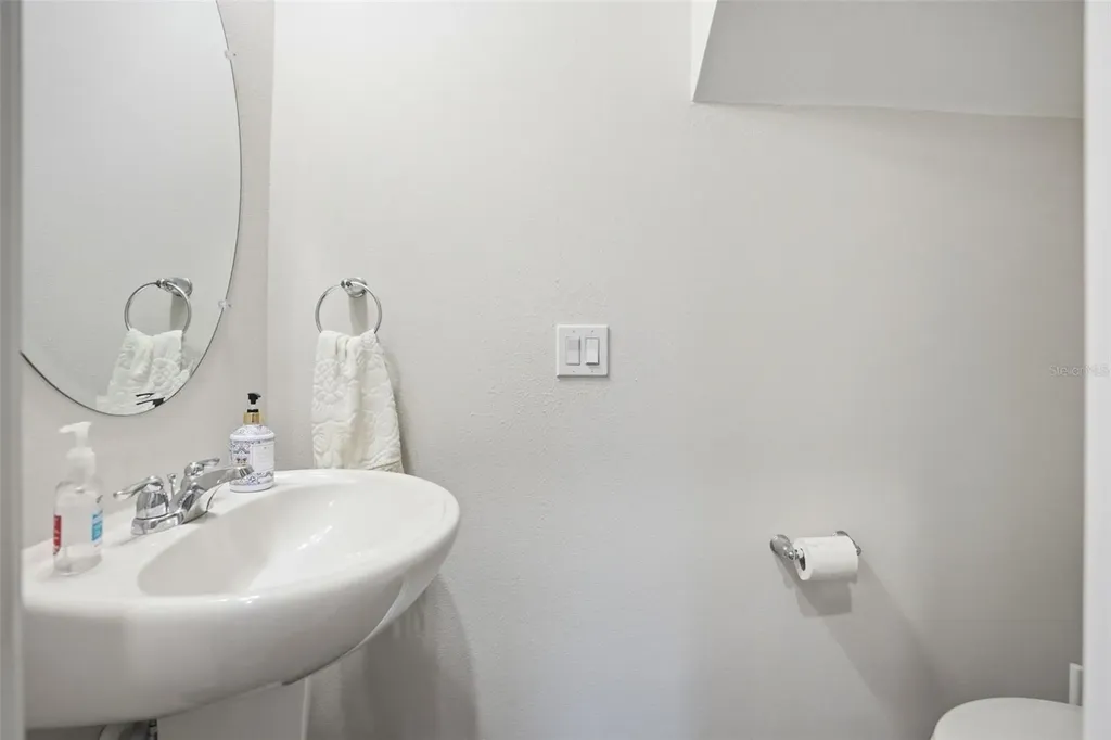 4997 Avalon Park Boulevard Wesley Chapel FL 33545