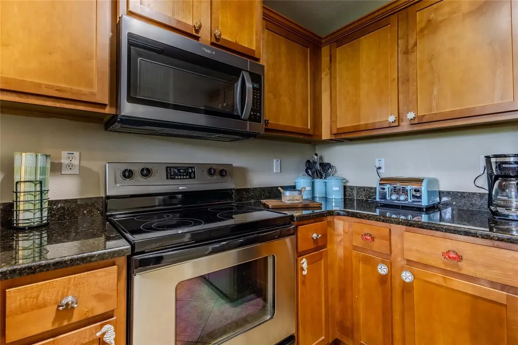 3259 Mangrove Point Drive Ruskin FL 33570