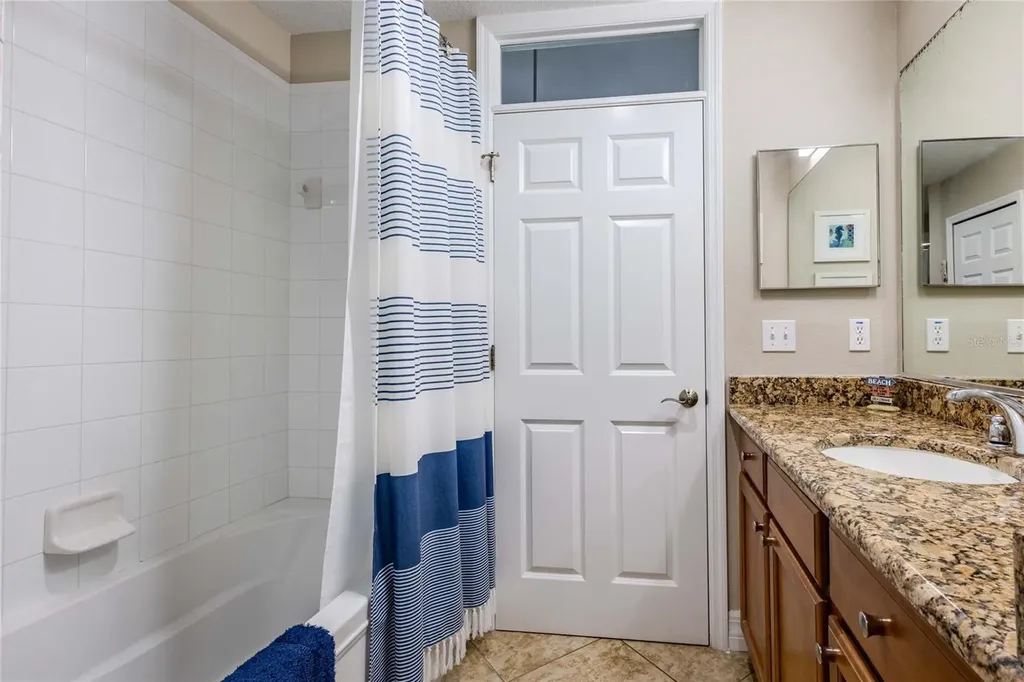 3259 Mangrove Point Drive Ruskin FL 33570