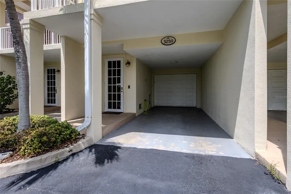 3259 Mangrove Point Drive Ruskin FL 33570