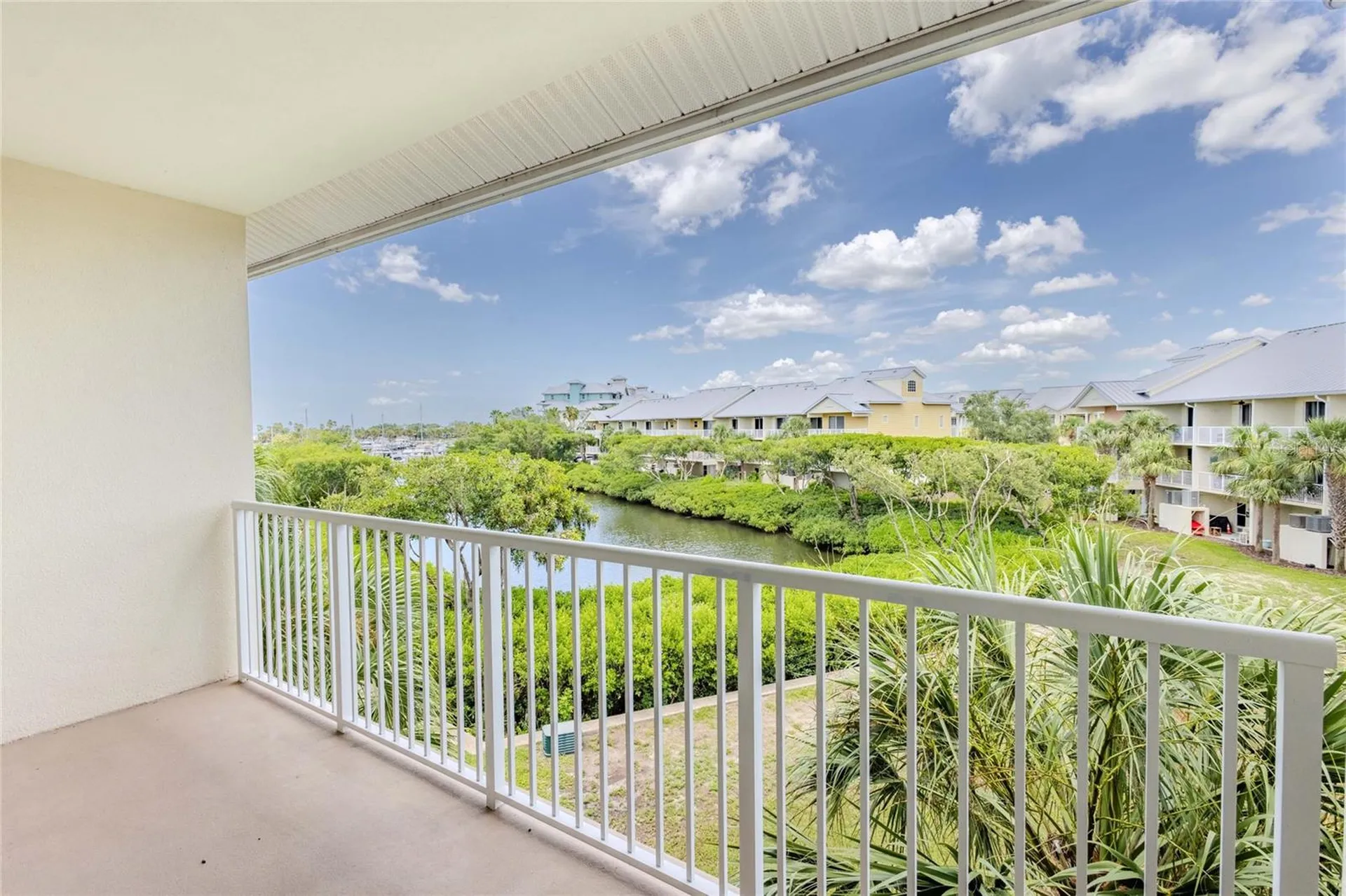 3259 Mangrove Point Drive Ruskin FL 33570