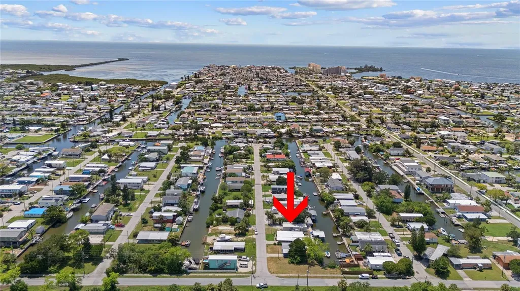 6833 Flicker Lane Hudson FL 34667
